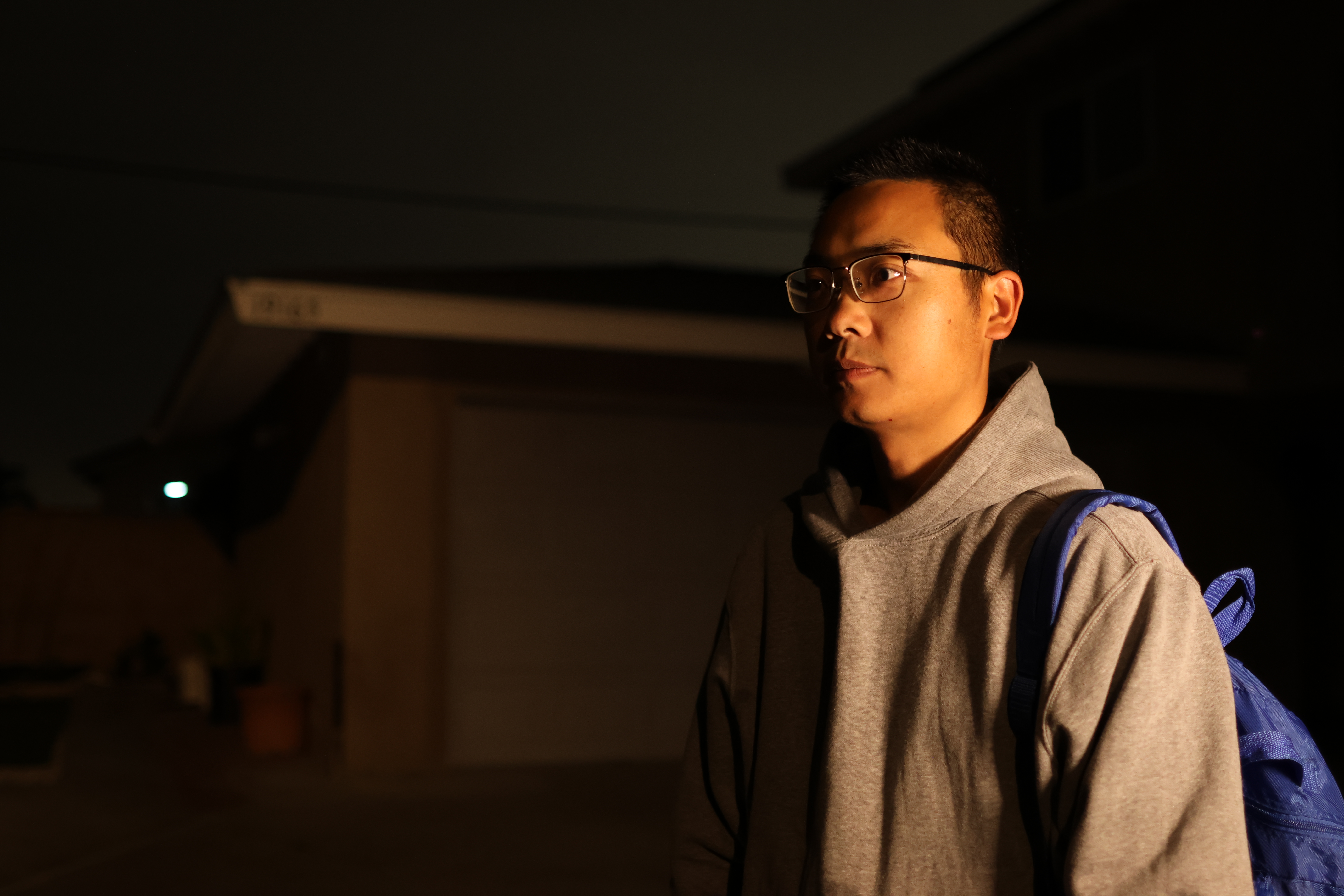 Jiang sets out for work before dawn